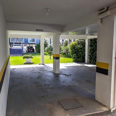 Apto A 70 Metros Da Praia, Piscina, 03 Ar Condicionados, Vaga De Garagem Florianópolis Exterior foto